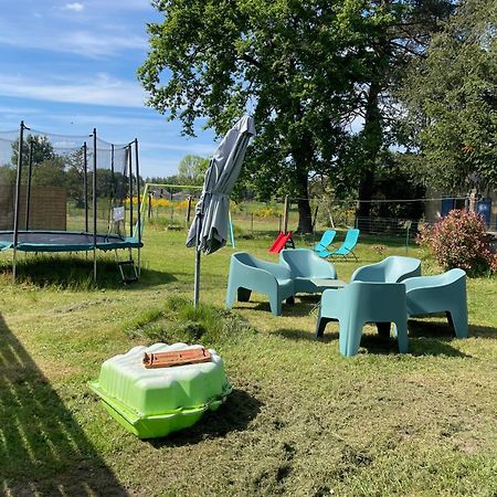Le Cocoon D'Annabelle - Jolie Maison Avec Jeux Et Grand Jardin Pierrefitte-sur-Sauldre المظهر الخارجي الصورة