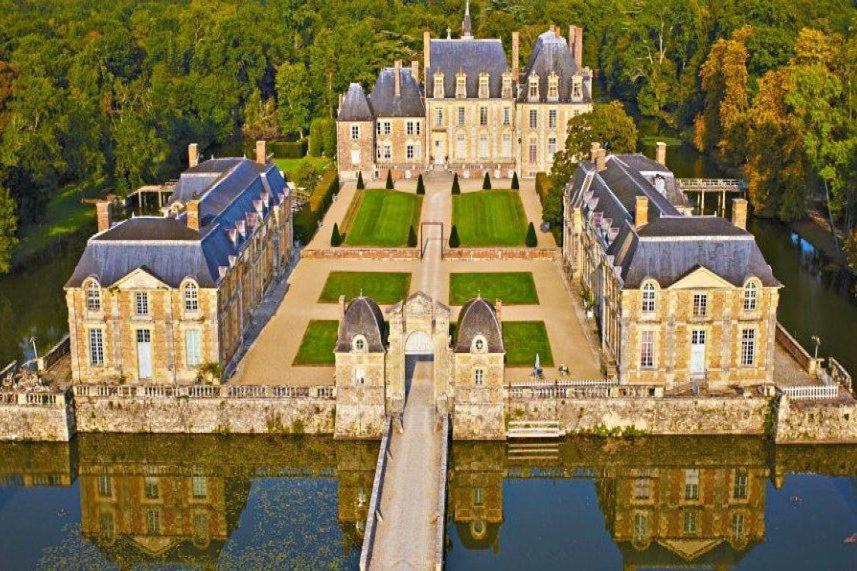 Le Cocoon D'Annabelle - Jolie Maison Avec Jeux Et Grand Jardin Pierrefitte-sur-Sauldre المظهر الخارجي الصورة